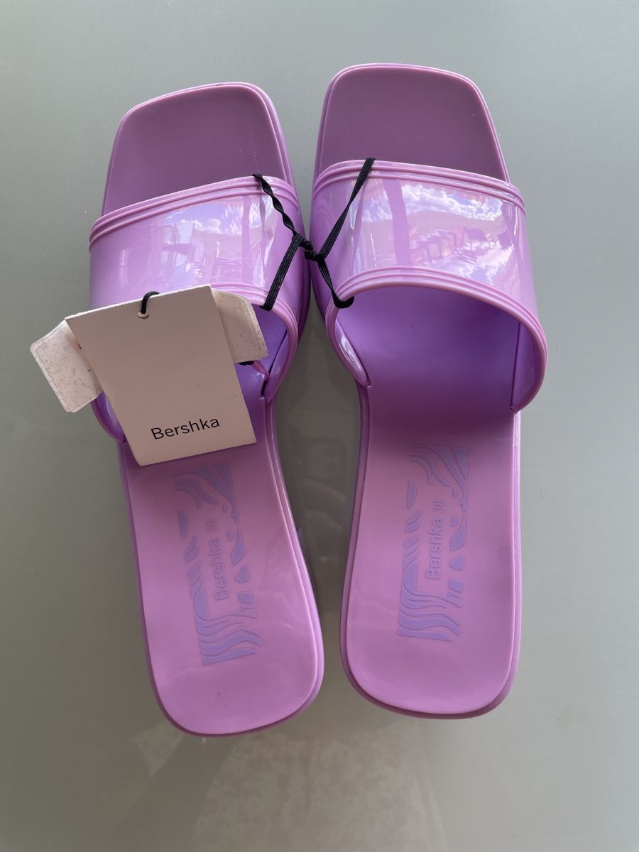 Bershka Scarpe da donna: Sandales Bershka neuves – Nuovo e nell'imballaggio originale da Vuadens venduto da Nina11 1