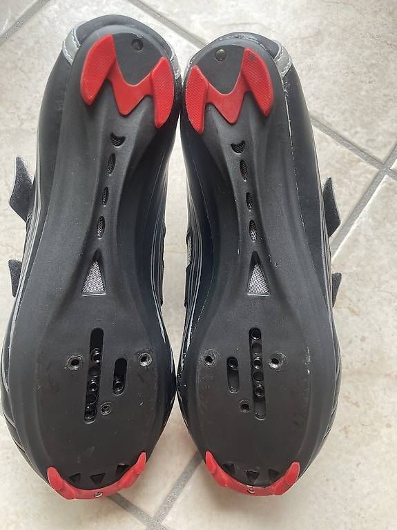 Chaussures hommes: Scarpe bici da corsa – D'occasion à Morbio Inferiore par cla_9fmc 2
