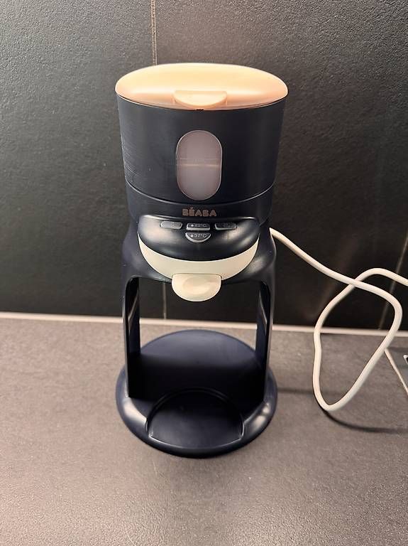Repas pour bébés:  Préparateur de biberons Béaba BibExpres – D'occasion à Monthey par mar_wc6g