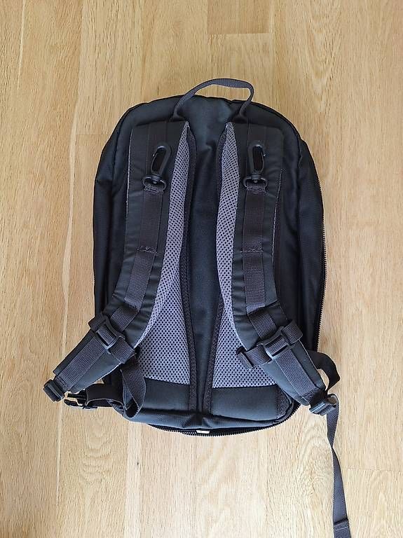 Zaini: Rucksack Deuter 10l – Nuovo (secondo la descrizione) da Luzern venduto da fla_cm7p 1