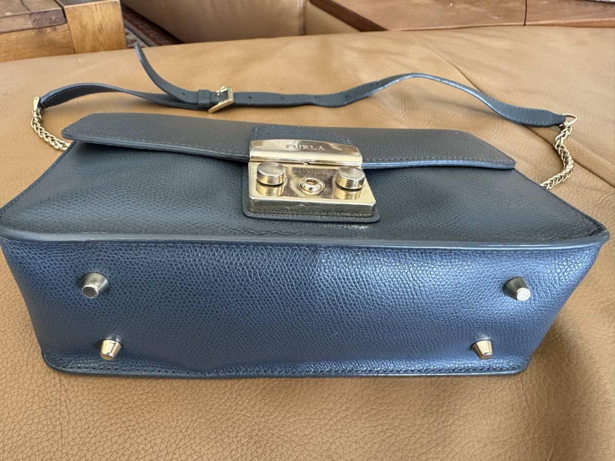 Furla Borse da donna: Original Furla Tasche Italy – Usato da Belp venduto da Aliya 1