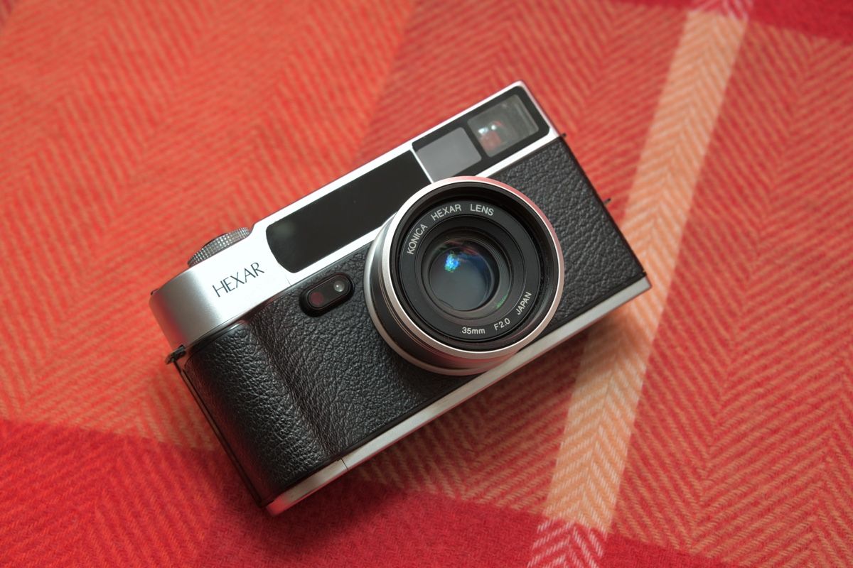 Konica Fotocamera: Konica Hexar AF Silver – Usato da Lausanne venduto da fab_x6xm