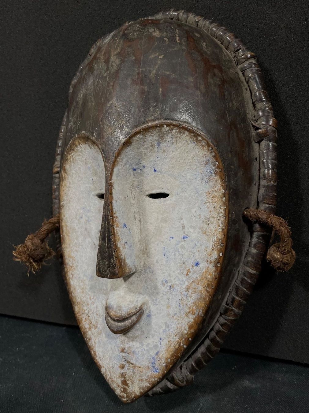 Internationale Kunst: Magnificent Ancient Lega Maske D.R. Kongo 🎁 – Gebraucht aus Morges von 4WLS 2