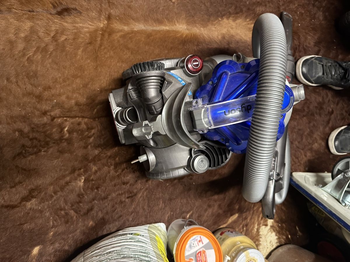 Dyson Staubsauger & Zubehör: Dyson DC 20 – Gebraucht aus Chur von S.Raschle 1