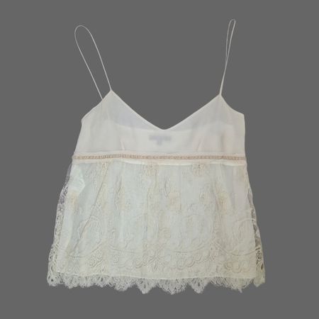 Top dentelle, couleur crème. Taille 42 EU (40 CH)