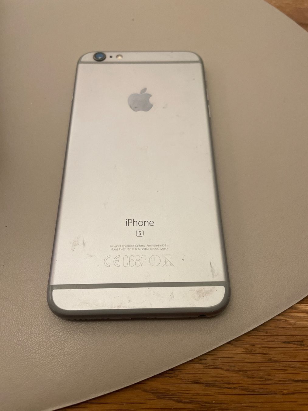Apple Handys / Smartphones: iPhone 6s Plus – Defekt aus Adliswil von Busys 1