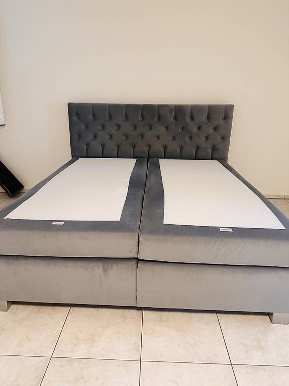 Lits: Bett zu verkaufen – D'occasion à Giebenach par Dlunaa