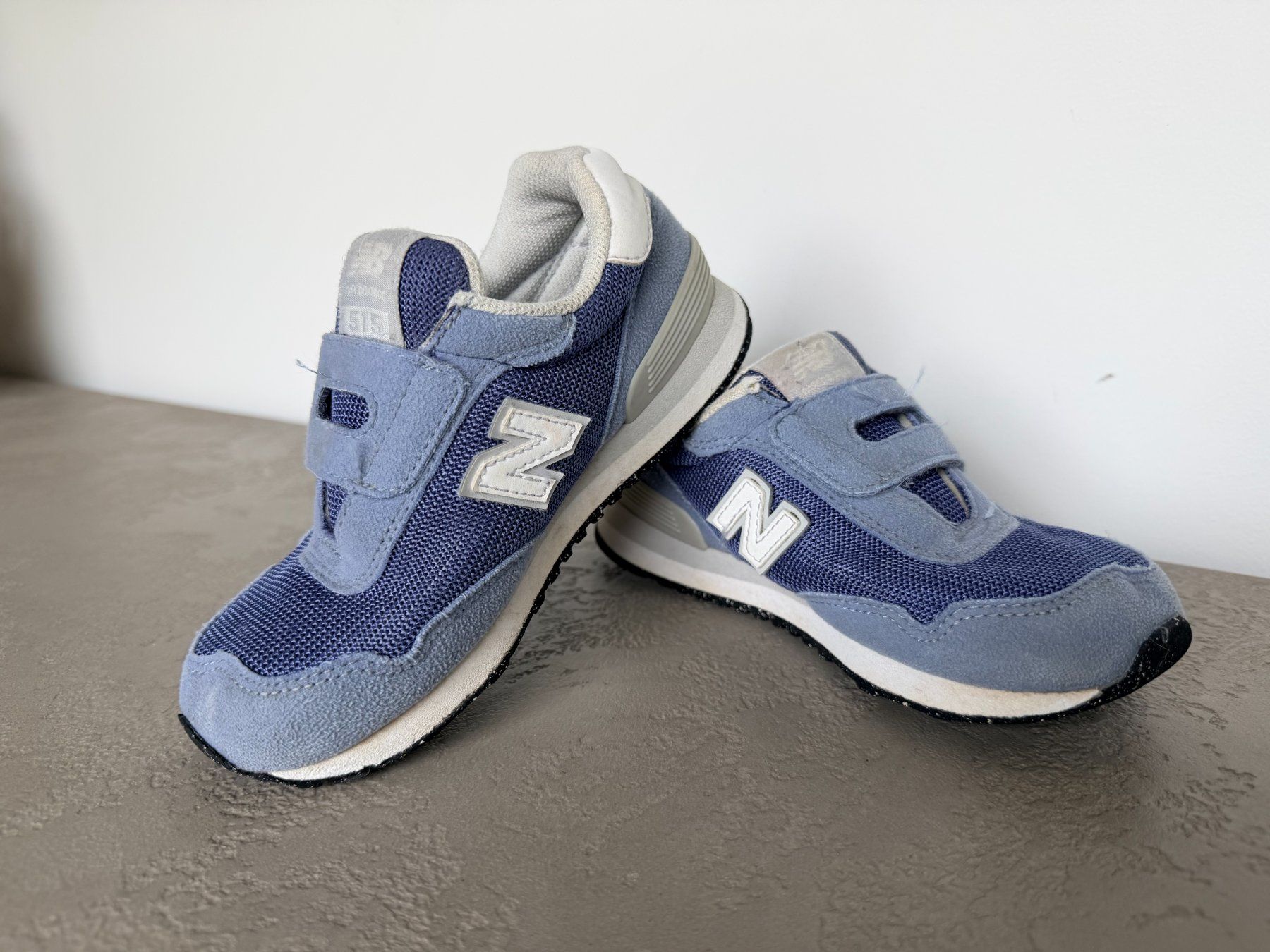 New Balance Scarpe per ragazze: 2x baskets - New Balance [EU30] – Usato da Delémont venduto da Nomis22 2