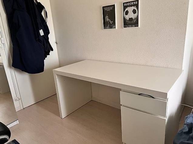 Scrivanie: Desk – Usato da Le Grand-Saconnex venduto da lol_zs8k 1