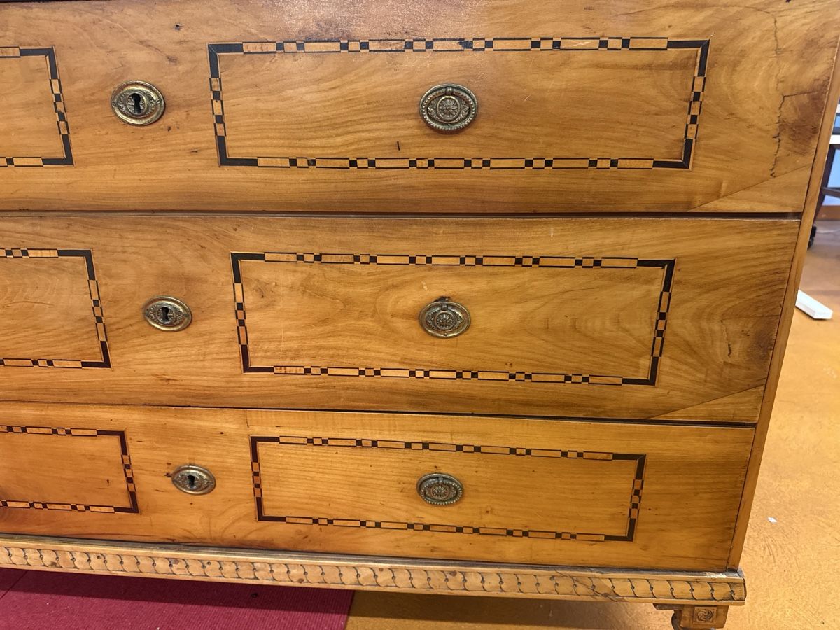 Commodes: Kommode mit Schubladen alt Holz aufbereitet – D'occasion à Dietikon par arj_lrs8 1
