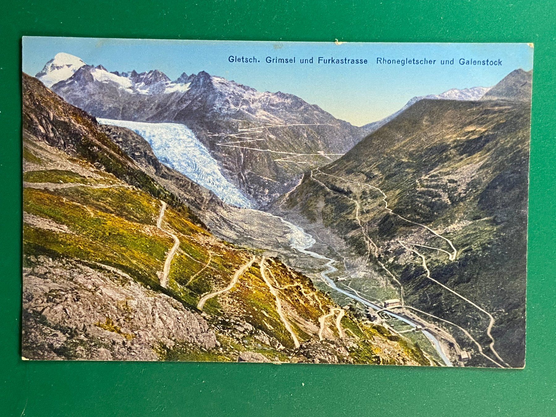 Cartoline postali: Gletsch - Grimsel mit Furkastrasse - Rhonegletscher – Usato da Steg VS venduto da danwer74