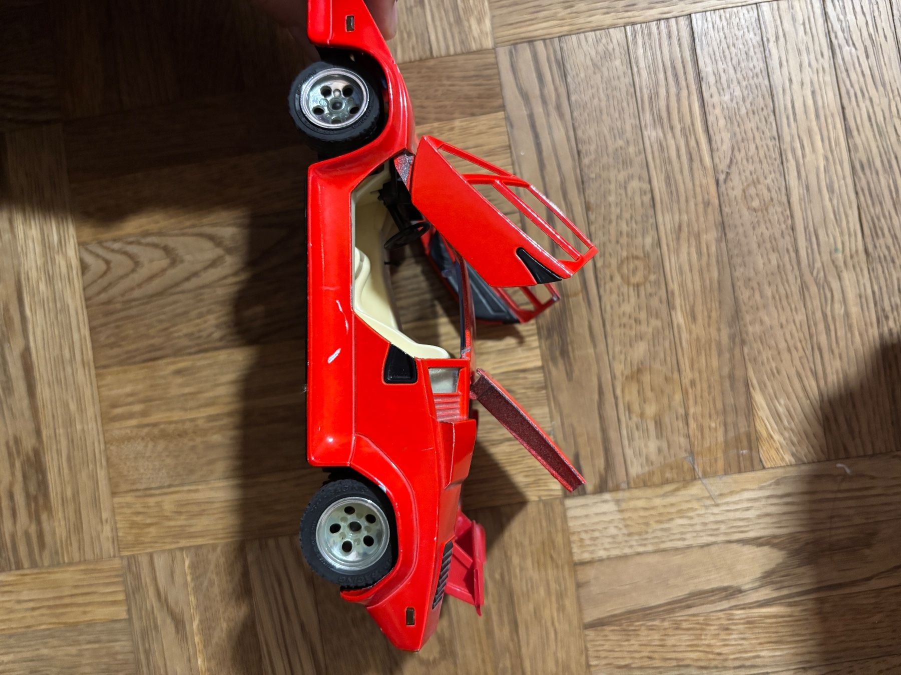 Majorette Modellini d'auto: Majorette Lamborghini Countach 5000 TM Quattrovalvole 1:24 – Usato da Tägerwilen venduto da mar_87t5 4