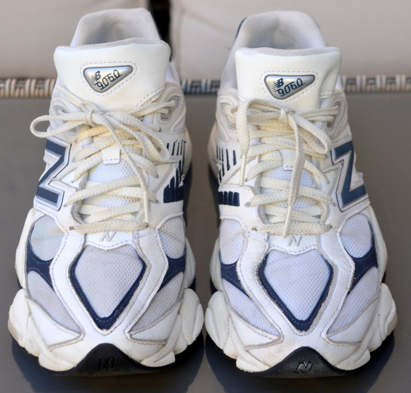 New Balance Scarpe da uomo: Sneakers New Balance 9060 .42.5 – Nuovo e nell'imballaggio originale da Collonges venduto da arashee 1