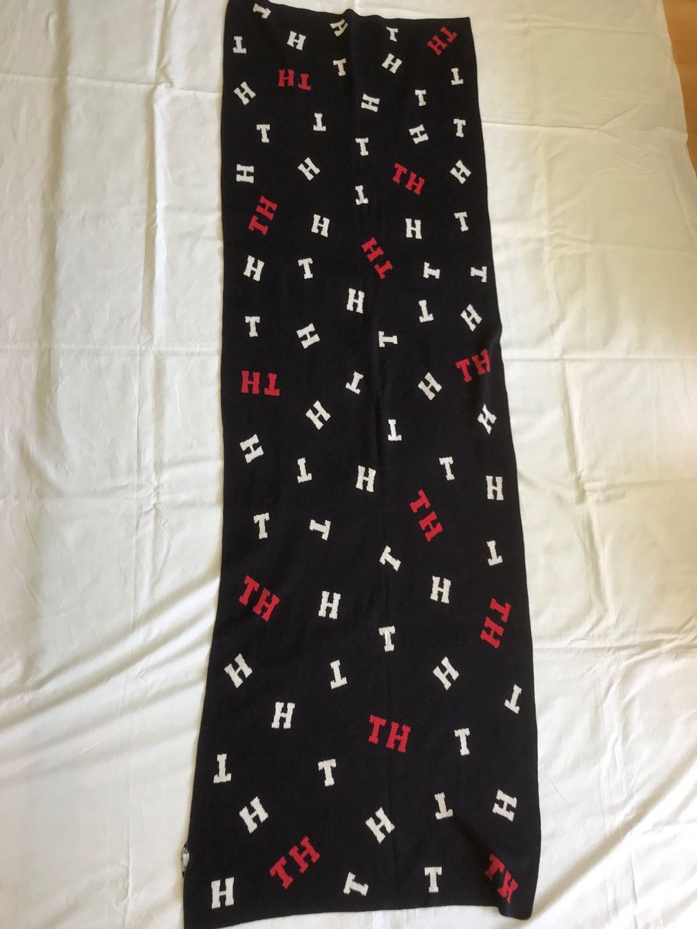 Tommy Hilfiger Foulard & Sciarpe: Schal Thommy Hilfiger – Usato da Zürich venduto da pie_9tng 2