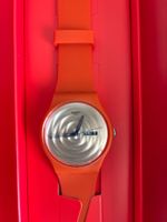 Orange Swatch-Uhr SUOO702