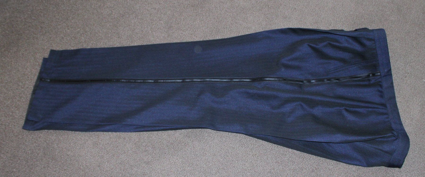 Hosen: Hose (MW) – Gebraucht aus Schaan von antikes_und_kurioses