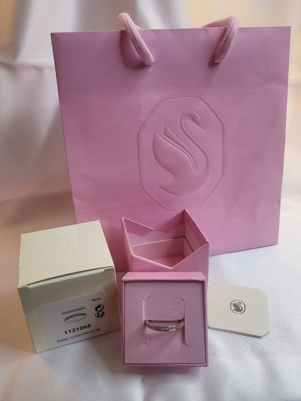 Swarovski Anelli: Swarovski Matrix Ring – Nuovo (secondo la descrizione) da Hellbühl venduto da d.d.d.125