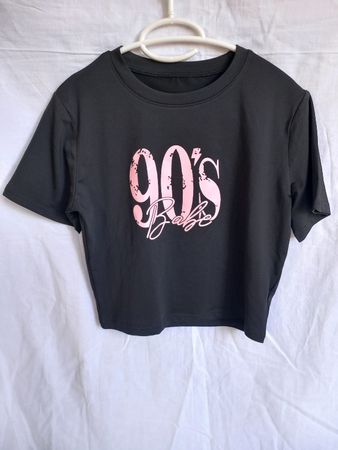 T-shirt court noir imprimé 90’s Babe