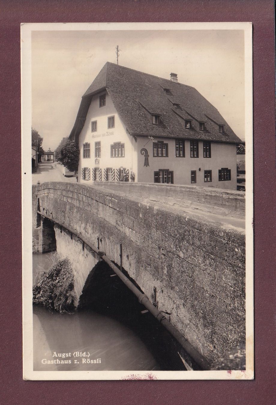 Ansichtskarten: AUGST - Gasthaus Rössli - 1935 – Gebraucht aus Pully von nicecards