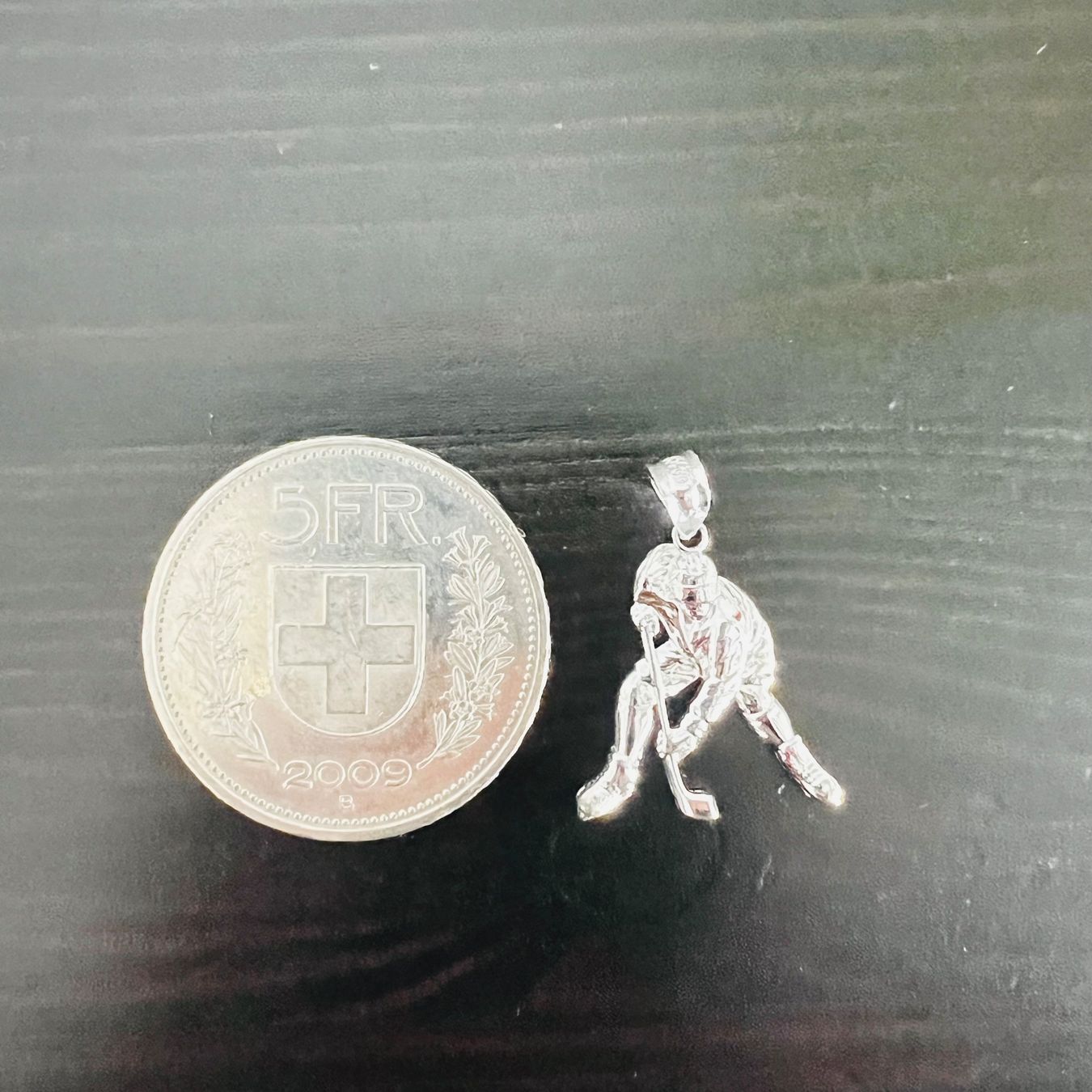 Catenine: Hockey .925 sterling silver pendant – Nuovo e nell'imballaggio originale da Bern venduto da Things4U2buy 3