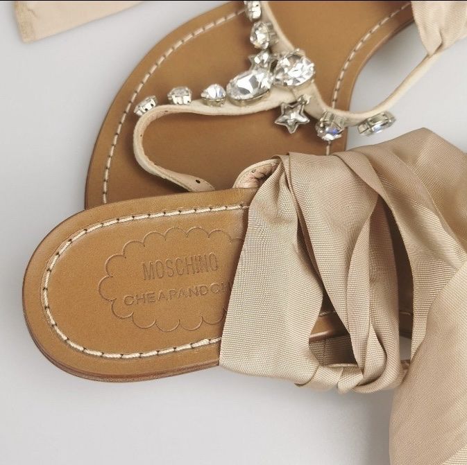 Moschino Scarpe da donna: Moschino Sandale mit Glasperlen Gr. 36 – Nuovo (secondo la descrizione) da Zürich venduto da biinsgii 1