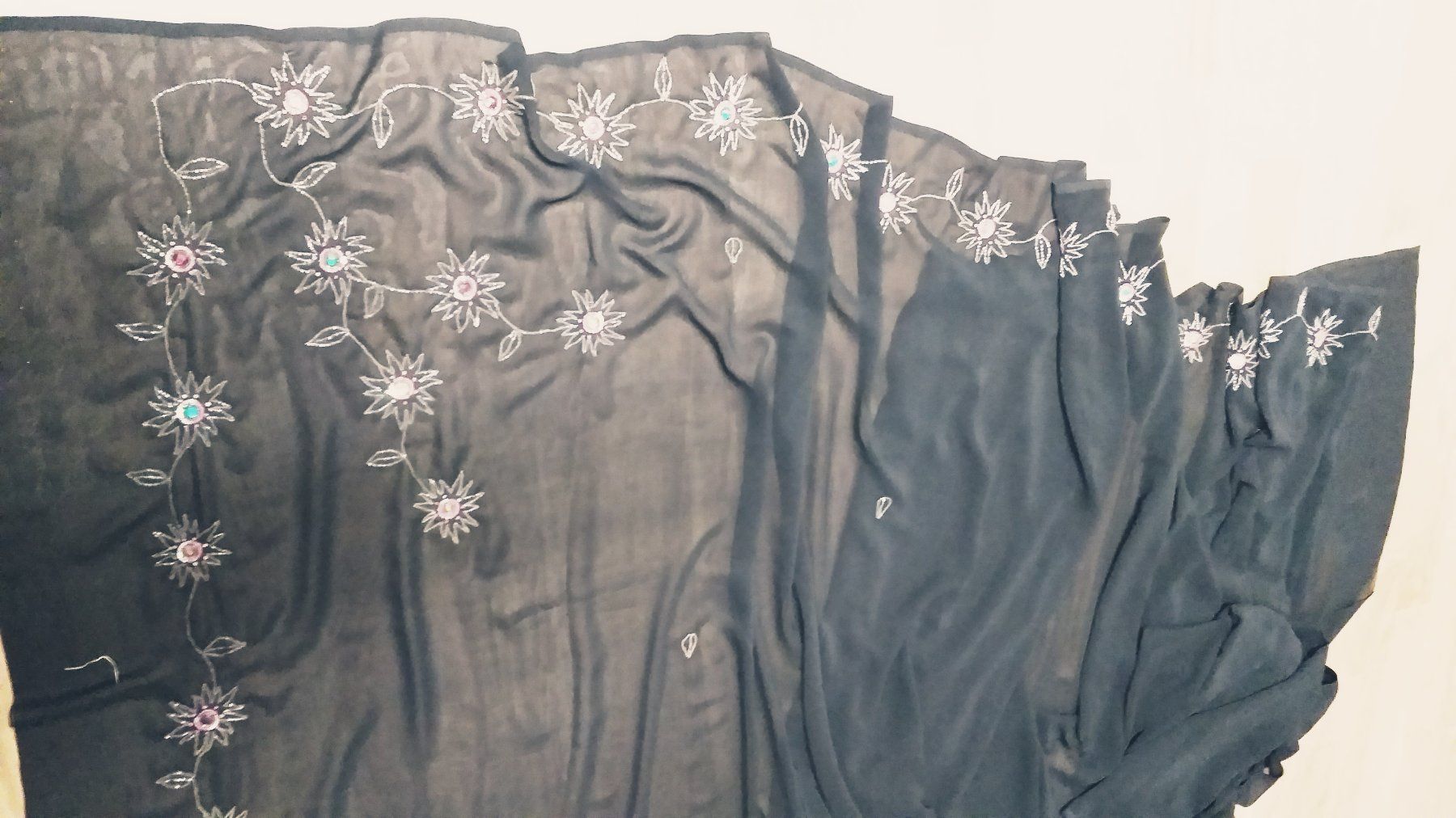 Vestiti: Black Saree/Schwartz saree – Nuovo (secondo la descrizione) da Bern venduto da mahilini 1