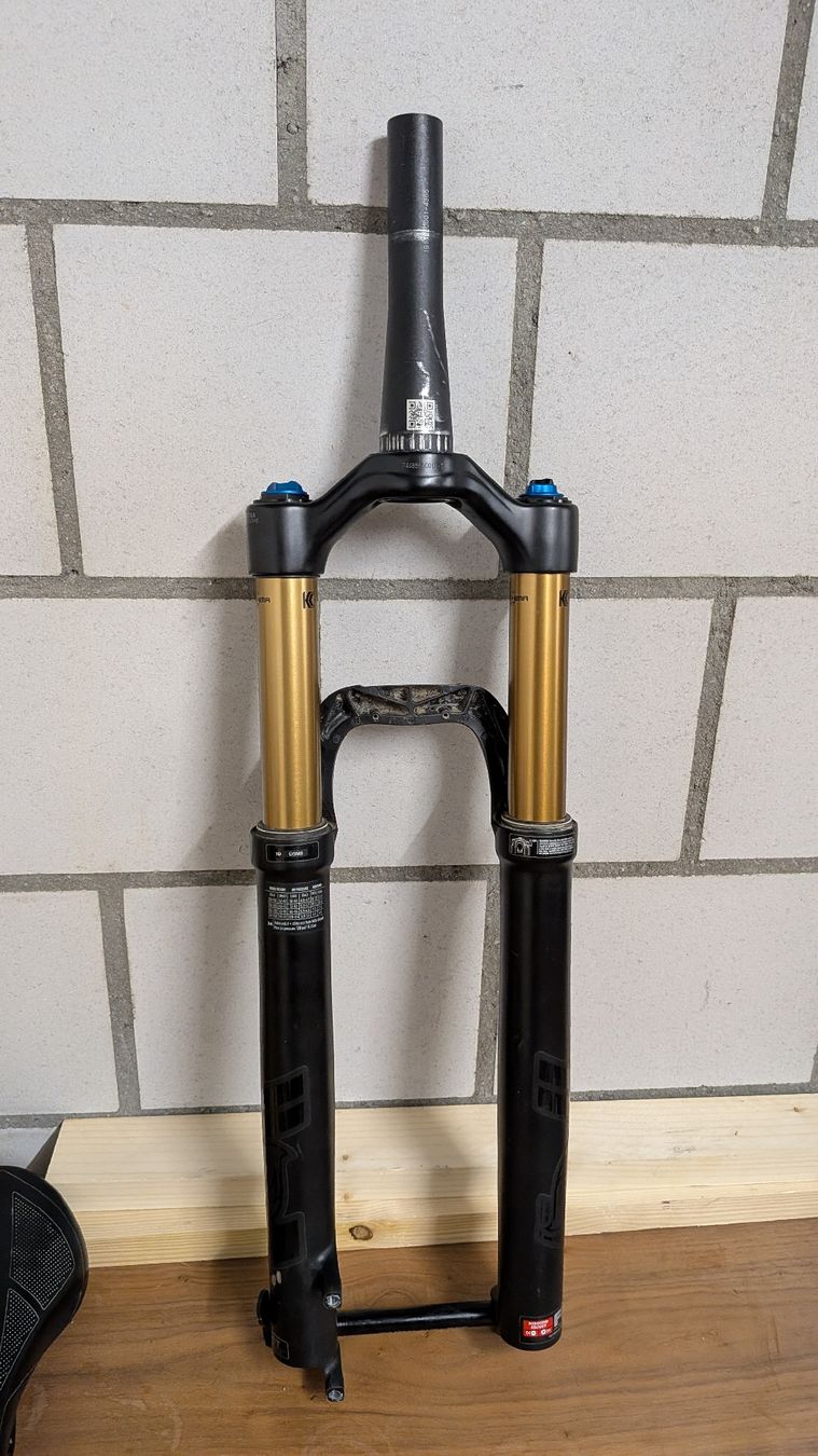 Fox Pezzi di ricambio: Fox Float 34 Factory Fit 4 130mm – Usato da Interlaken venduto da Yeti_ 1