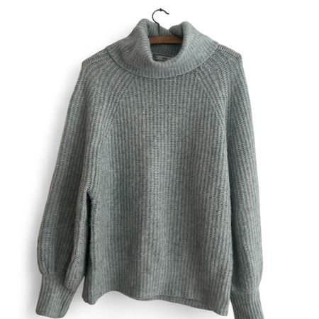 Rollkragen_Pullover hellblau Grösse M Damen