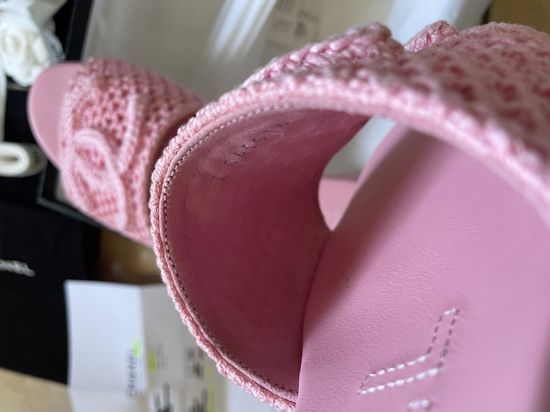Chanel Scarpe da donna: Chanel Wunderschöne Sandalen! 40 – Usato da Fruthwilen venduto da Mariya13 7