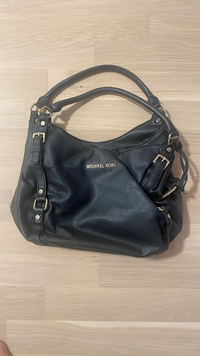 Michael Kors Taschen für Damen: Schicke Michael Kors Handtasche Schwarz – Neu (gemäss Beschreibung) aus Ostermundigen von Ania.I