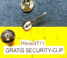 BANJO MUSIC SCHMUCK-PIN SILBRIG MIT SECURITY-CLIP KLEIN-FEIN