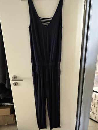 Sommerlicher Jumpsuit s.Oliver Gr. 38/ 40 Marineblau
