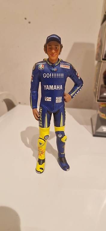 Minichamps Kit di modellismo & Modellini statici: NINI CASCHI VALENTINO.ROSSI – Usato da S. Antonino venduto da ros_r9hm
