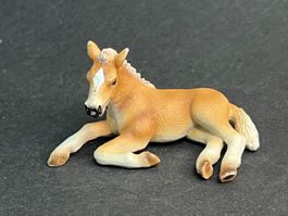 Schleich 13292 Haflinger Fohlen, liegend Pferd