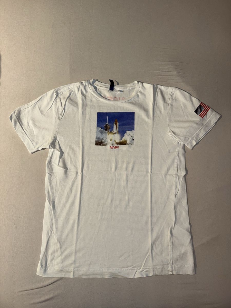 H&M T-shirt: T-shirt NASA M – Usato da Porrentruy venduto da fee_24