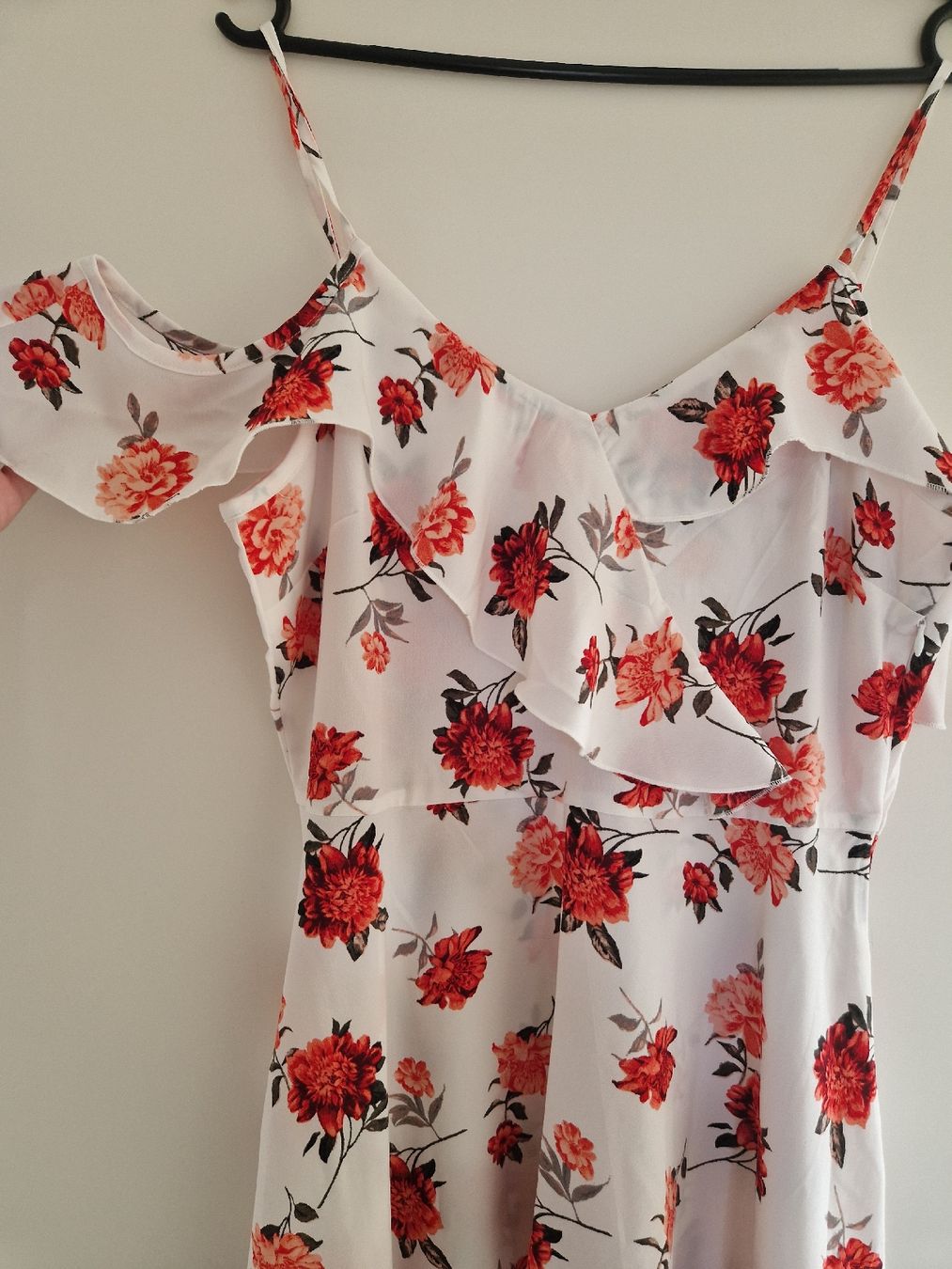 Robes: Kleid Blumenmuster Weiss mit Frill M – Neuf (Voir description) à Ebikon par kov_9vqb 1