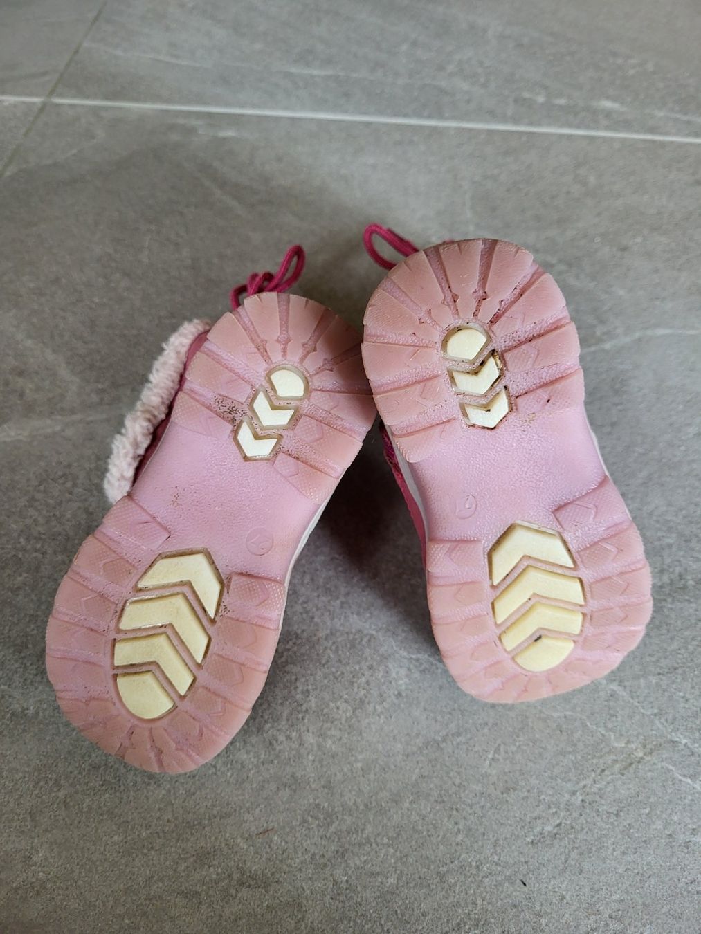 Scarpe per ragazze: Lasocki Winterstiefel Gr. 27 Pink – Usato da Oberwangen TG venduto da Murmel82 3