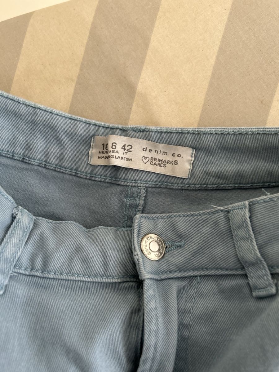 Primark Pantaloni: Culotte Jeans hellblau Gr 38, gebraucht – Usato da Rupperswil venduto da Birke11 2