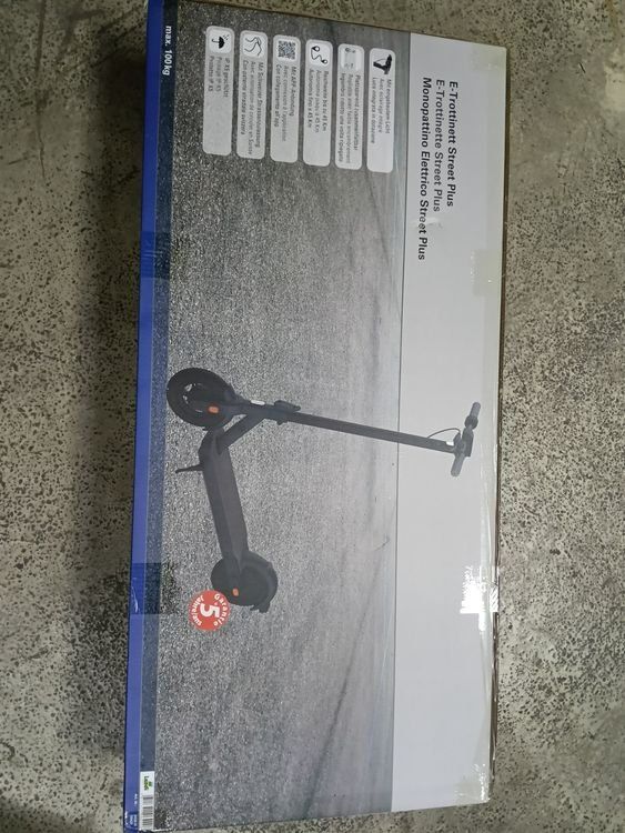 Kickboard: E-Trottinett Street – Neuf avec emballage d'origine à Schötz par zuljin