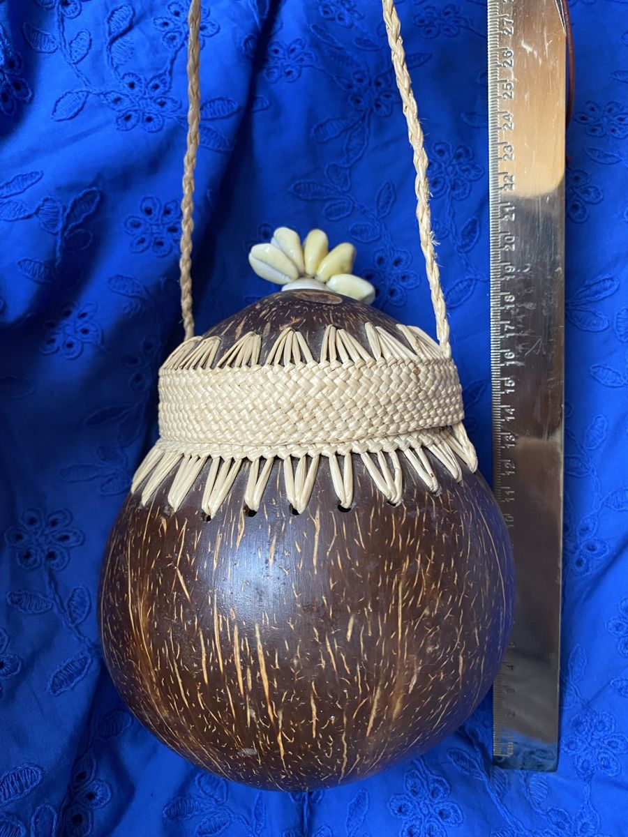 Borse da donna: Sac ethnique noix de coco coquillage raphia neuf – Nuovo (secondo la descrizione) da Geneve venduto da Monthoux13
