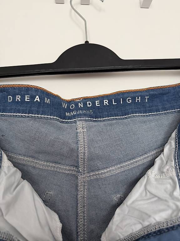 Jeans: MAC Jeans Dream Wide Wonderlight  – D'occasion à Wil SG par ell_zj57 2