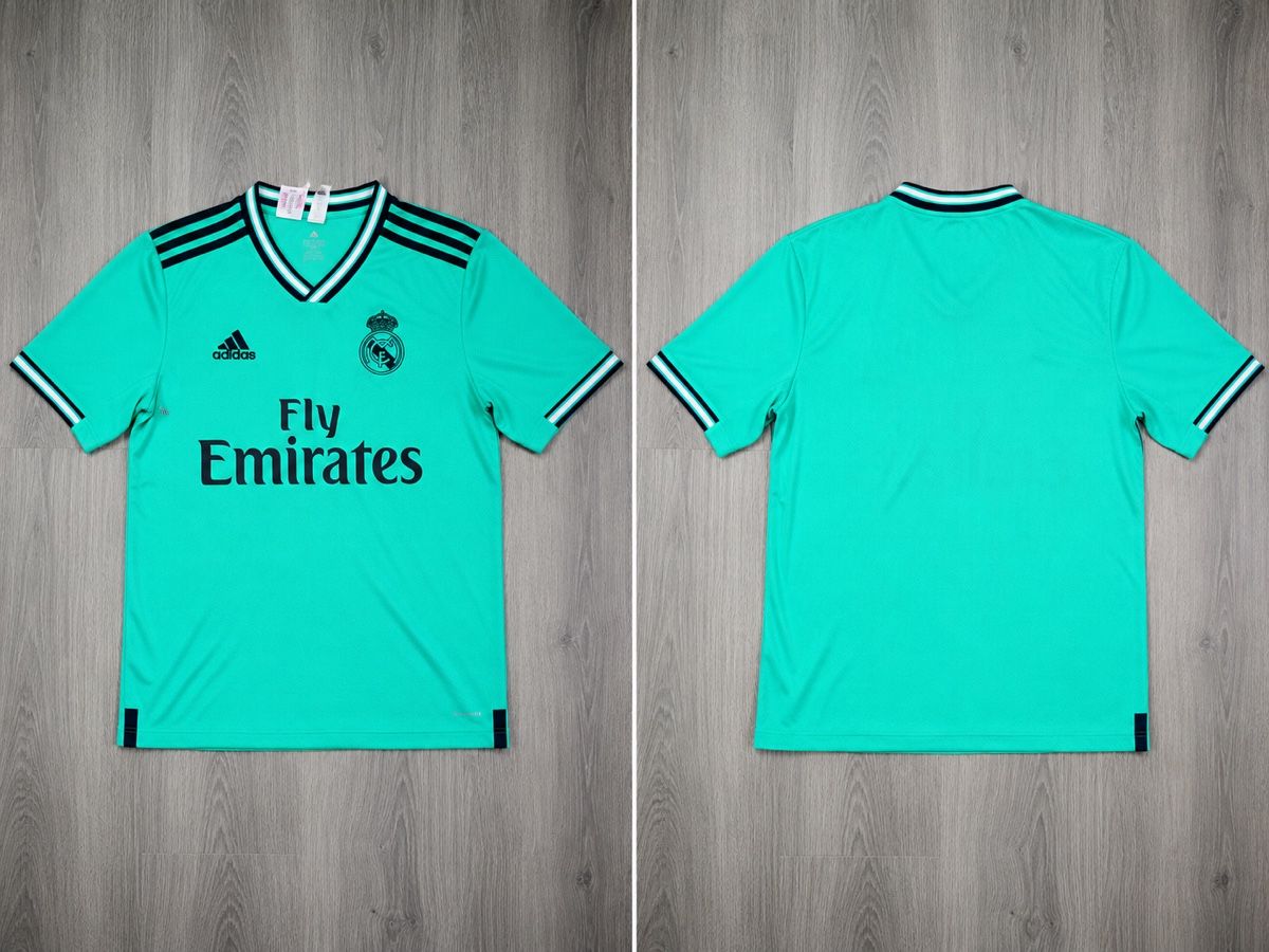 Adidas Maillots de corps & Pantalons: Real Madrid Trikot  – Neuf (Voir description) à Greifensee par ana_g7tg