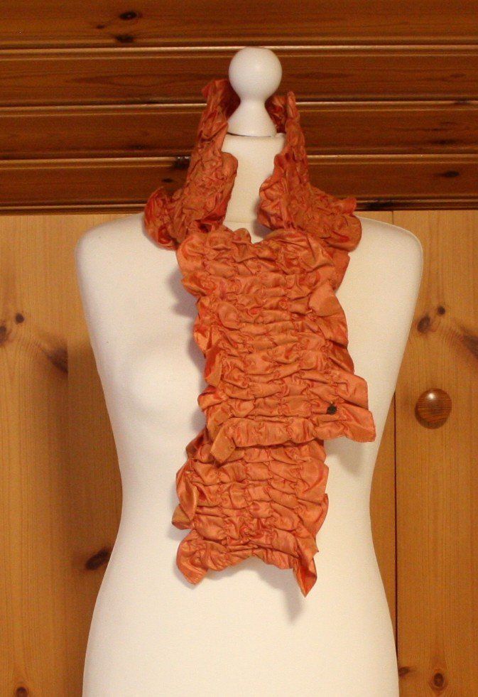 Foulard & Sciarpe: Schal gerafft elastisch orange – Usato da Flüelen venduto da Diversicum-Vintage