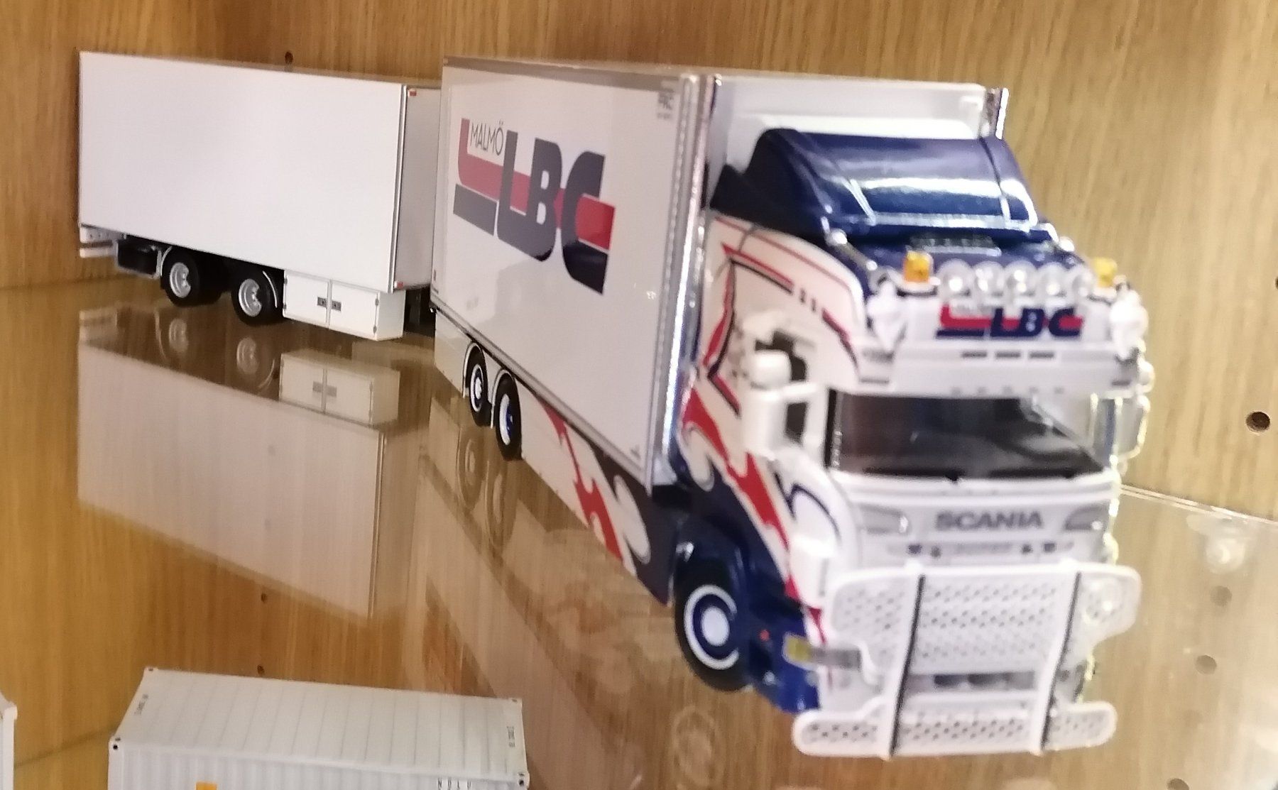 WSI Models Modellbausätze & Standmodelle: Hängerzug  4. Teil – Neu (gemäss Beschreibung) aus Rüegsauschachen von joe_r9w5