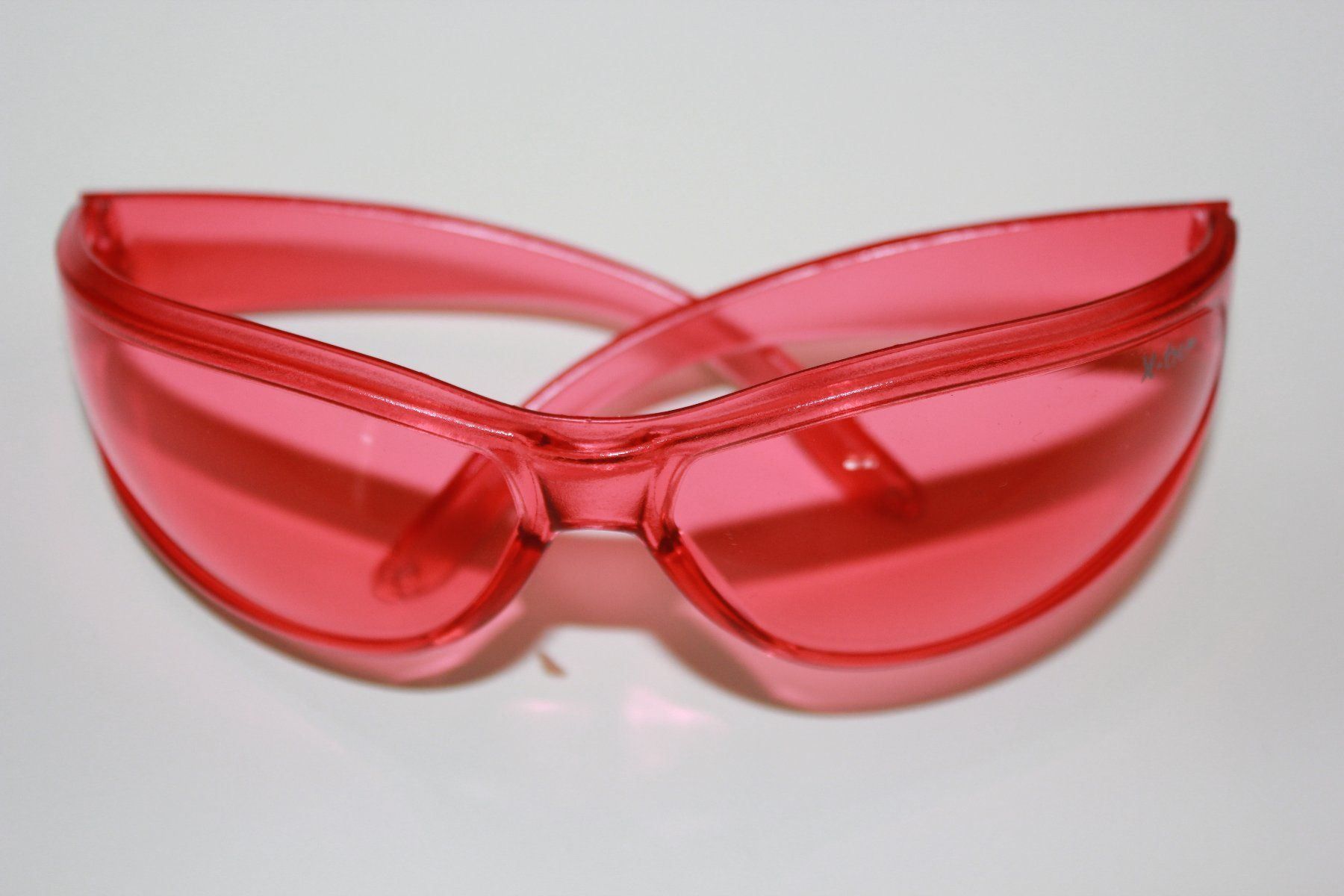 Sonnenbrillen: X-trem Sonnenbrille (neu!) – Neu und originalverpackt aus Zug von Beeyard