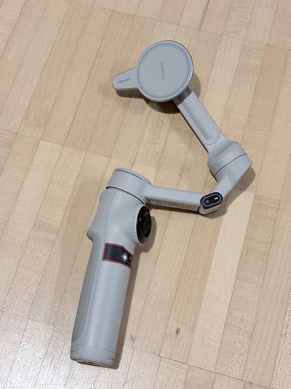Altri Accessori: Insta360 Flow 2 Pro Creator Kit – Usato da Zürich venduto da h4llo 1