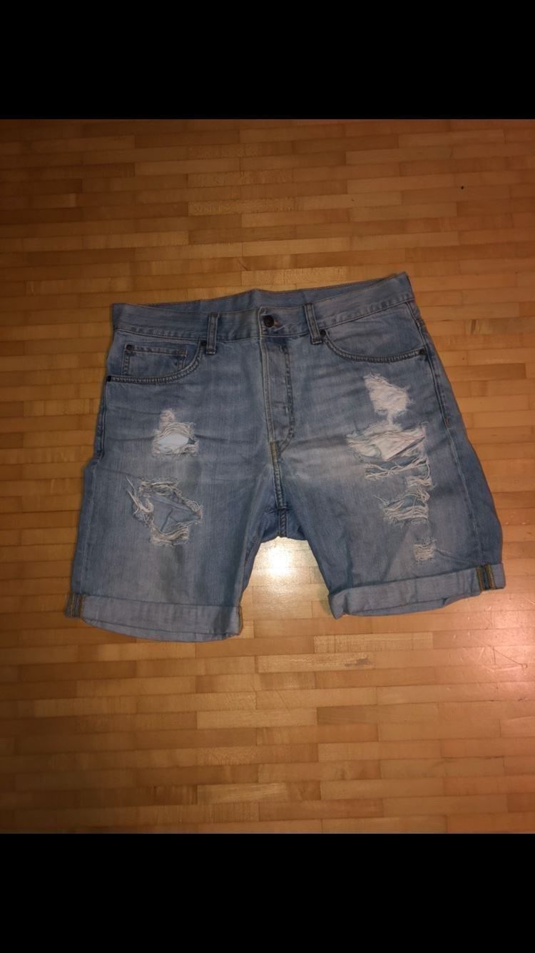 H&M Jeans: H&M Jeans Shorts hellblau 32 – Nuovo (secondo la descrizione) da Maisprach venduto da Slazengr71