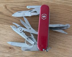 VICTORINOX TASCHENMESSER
