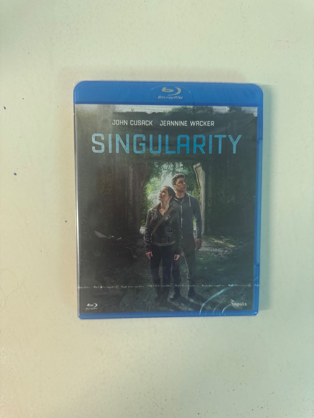 Tous les DVDs: SINGULARITY. (BLU-RAY/OVP) – Neuf avec emballage d'origine à Basel par san_2qlq