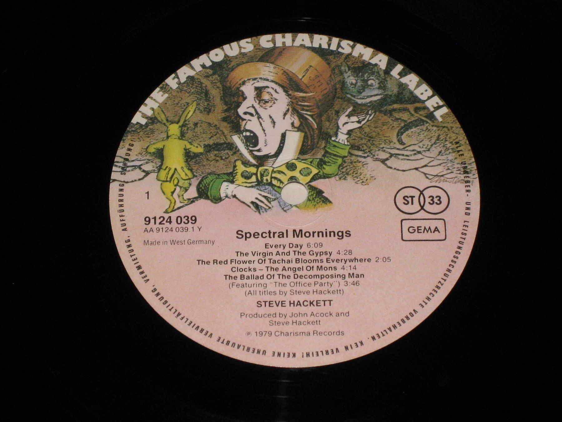 Vinyles: LP - STEVE HACKETT - SPECTRAL MORNINGS – D'occasion à Steckborn par Quo7 1